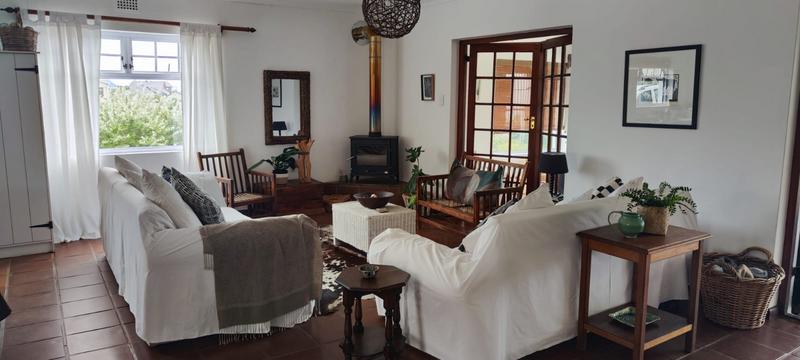 To Let 3 Bedroom Property for Rent in Rooi Els Western Cape